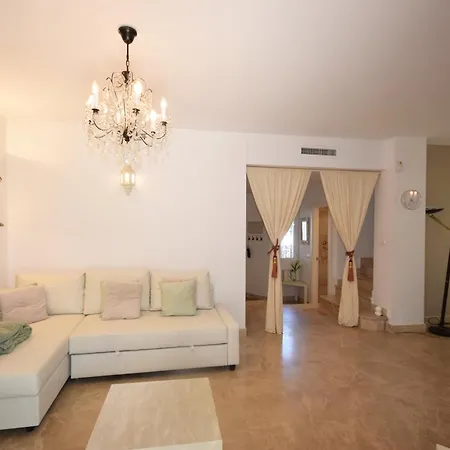Holiday home En Naranjos De